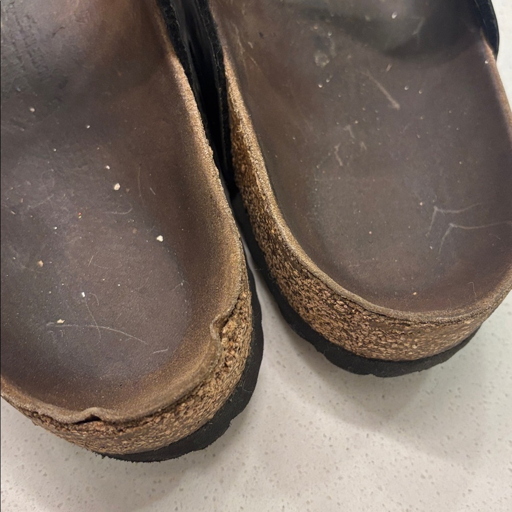 Birkenstock Black Leather Three-Strap Sandals - Picture 5 of 5